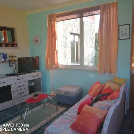 Zute Apartmán Račišće